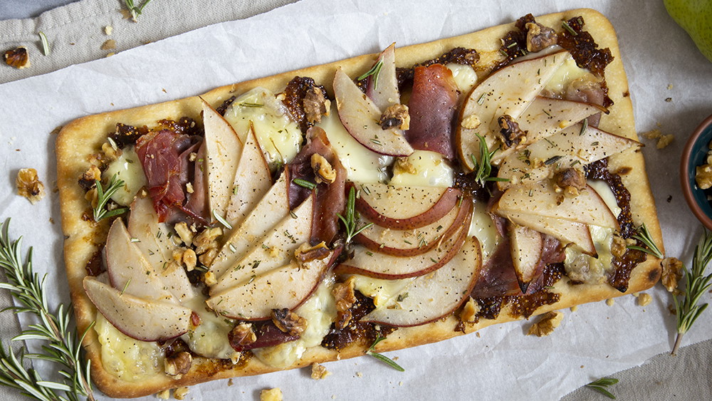 Image of Fig Flatbread with Pears & Brie