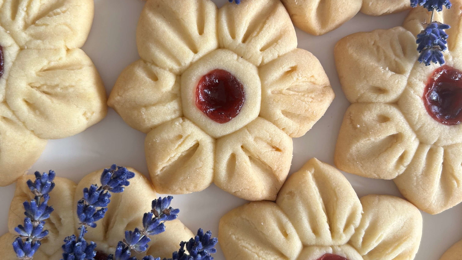 Image of Sunflower Cookies Recipe