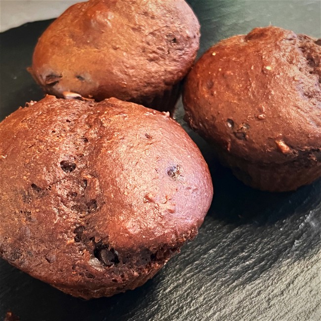 Image of Muffins aux bananes, yogourt et chocolat