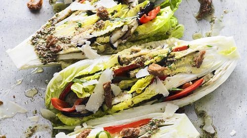 Image of Romaine lettuce vegetable wedge