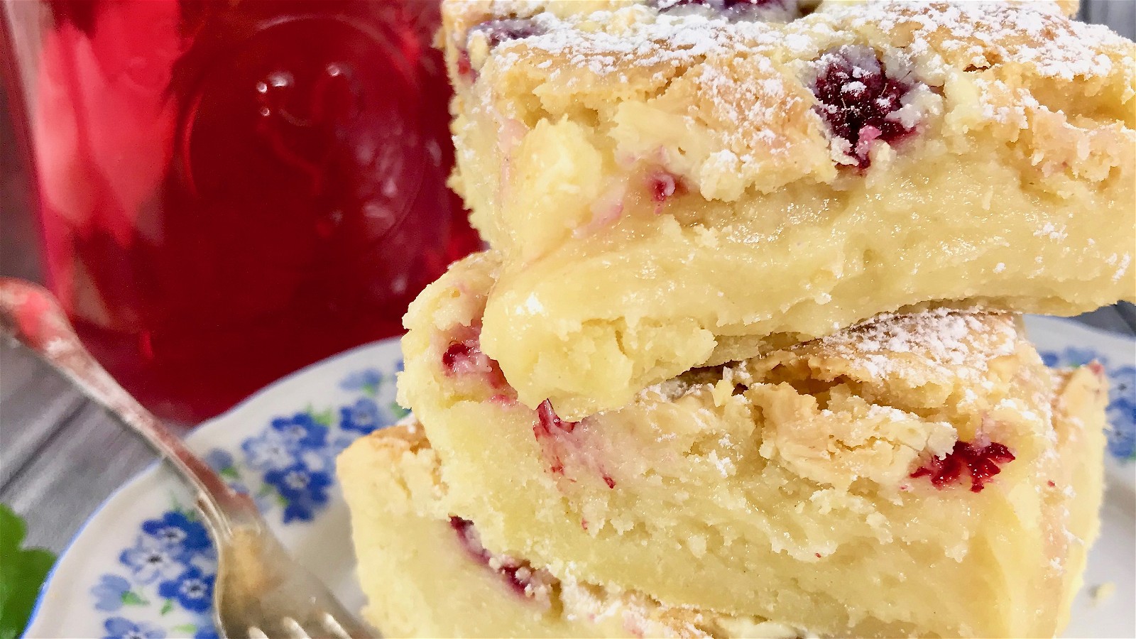 Image of Blondies med vit choklad och hallon