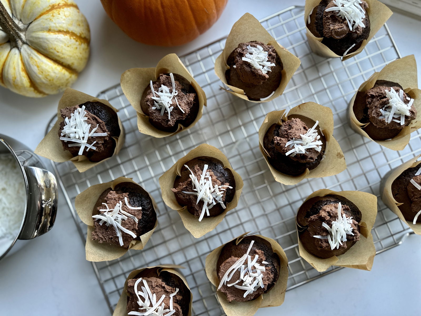 Antique beasT Drizzle garden ボンネット Antique beasT Drizzle garden ボンネット Antique beast Drizzle