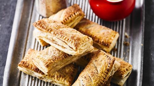 Image of Caramelised apple pie with vanilla coffee custard