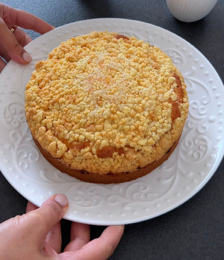 Image of Keki önceden ısıtılmış fırında yaklaşık 30-35 dakika, altın kahverengi olana...