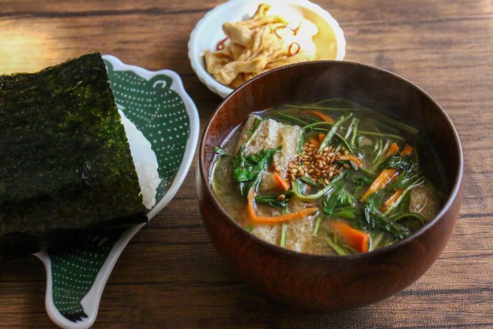 京くれないと壬生菜のお味噌汁