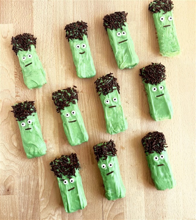 Image of Scary Adorable Halloween Frankenstein Cookies