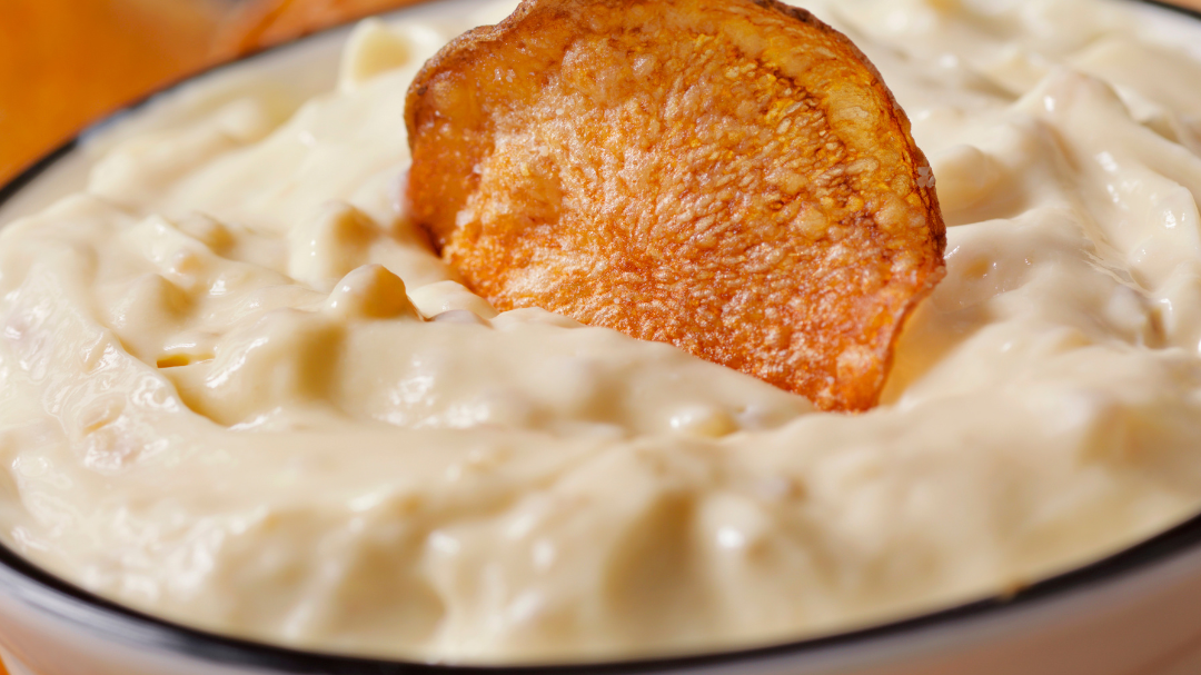 Mingle&#39;s Tangy Mexican Charred Corn &amp; Cream Cheese Dip -image