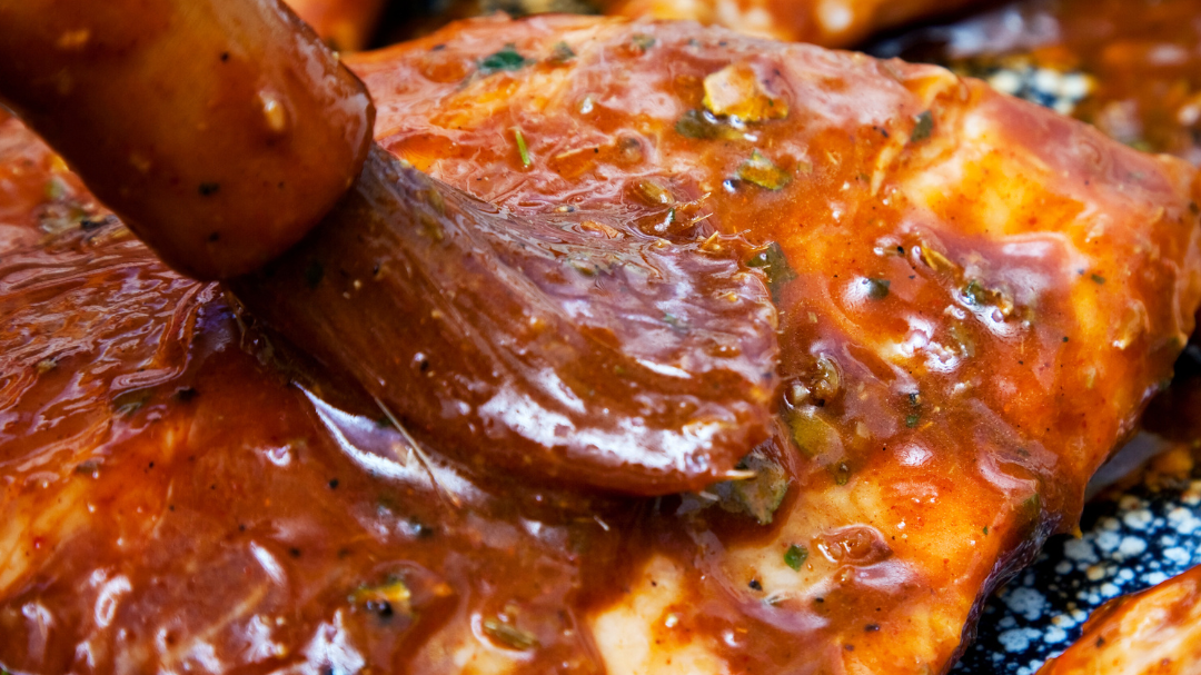 Mingle&#39;s Smokey Pizza Shape BBQ Everything Marinade-image
