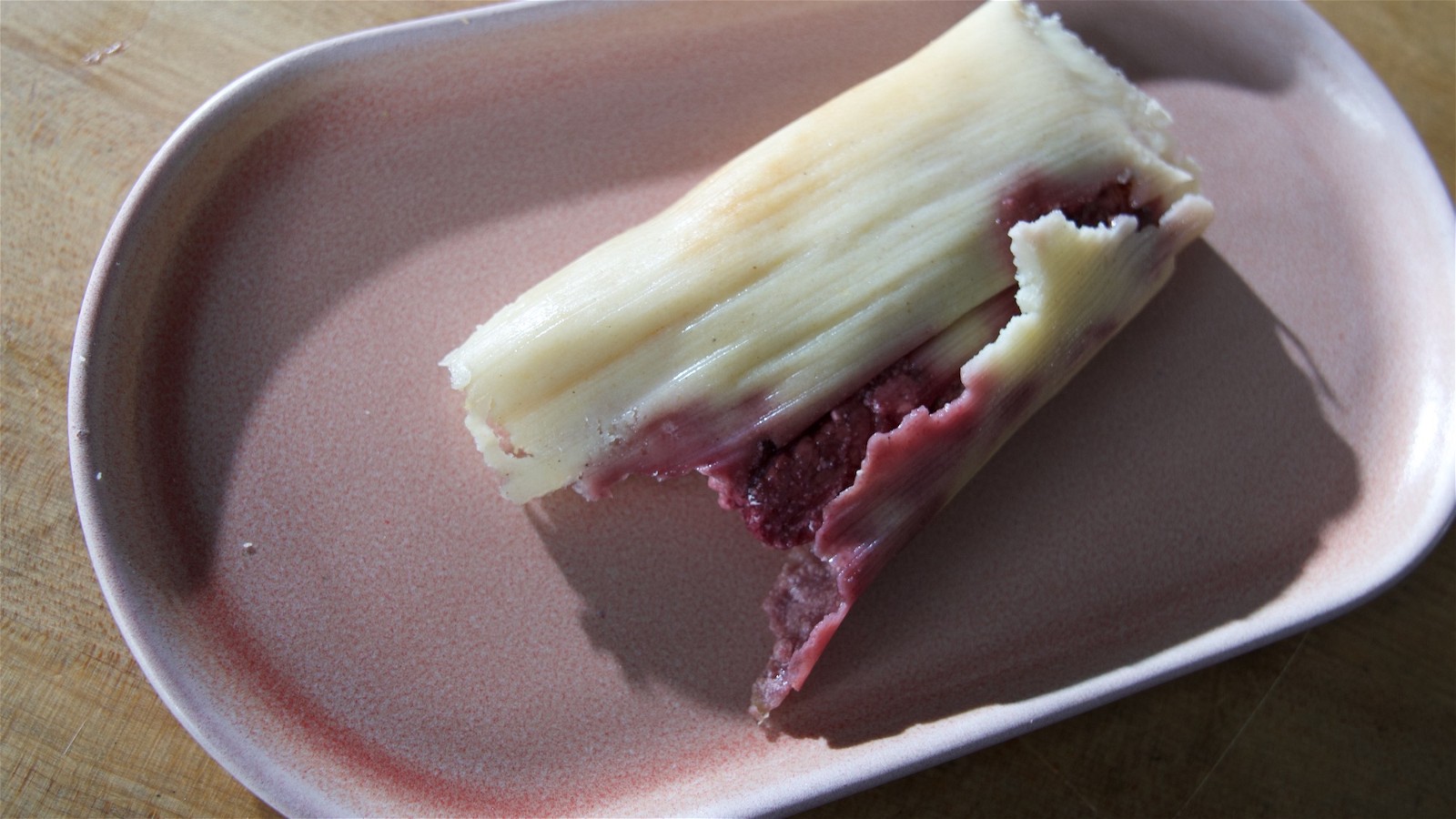 Imagen de Tamales de tarta de queso y zarzamora