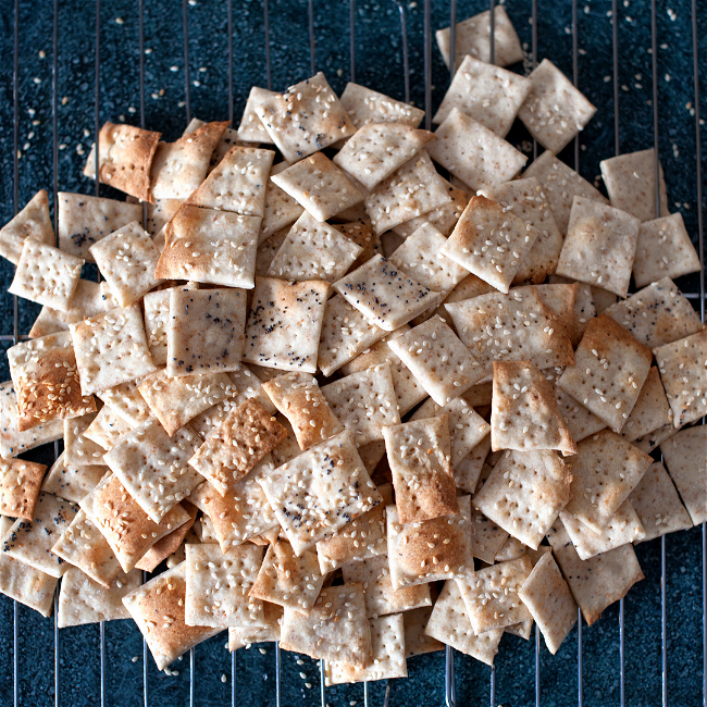 Image of Rye Cracker Recipe