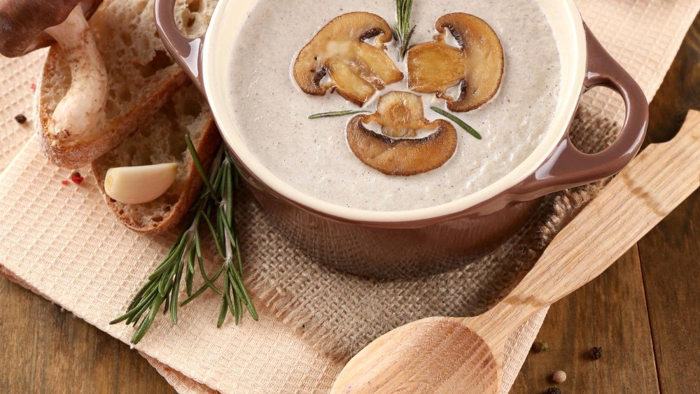 Image of Chestnut and mushroom soup