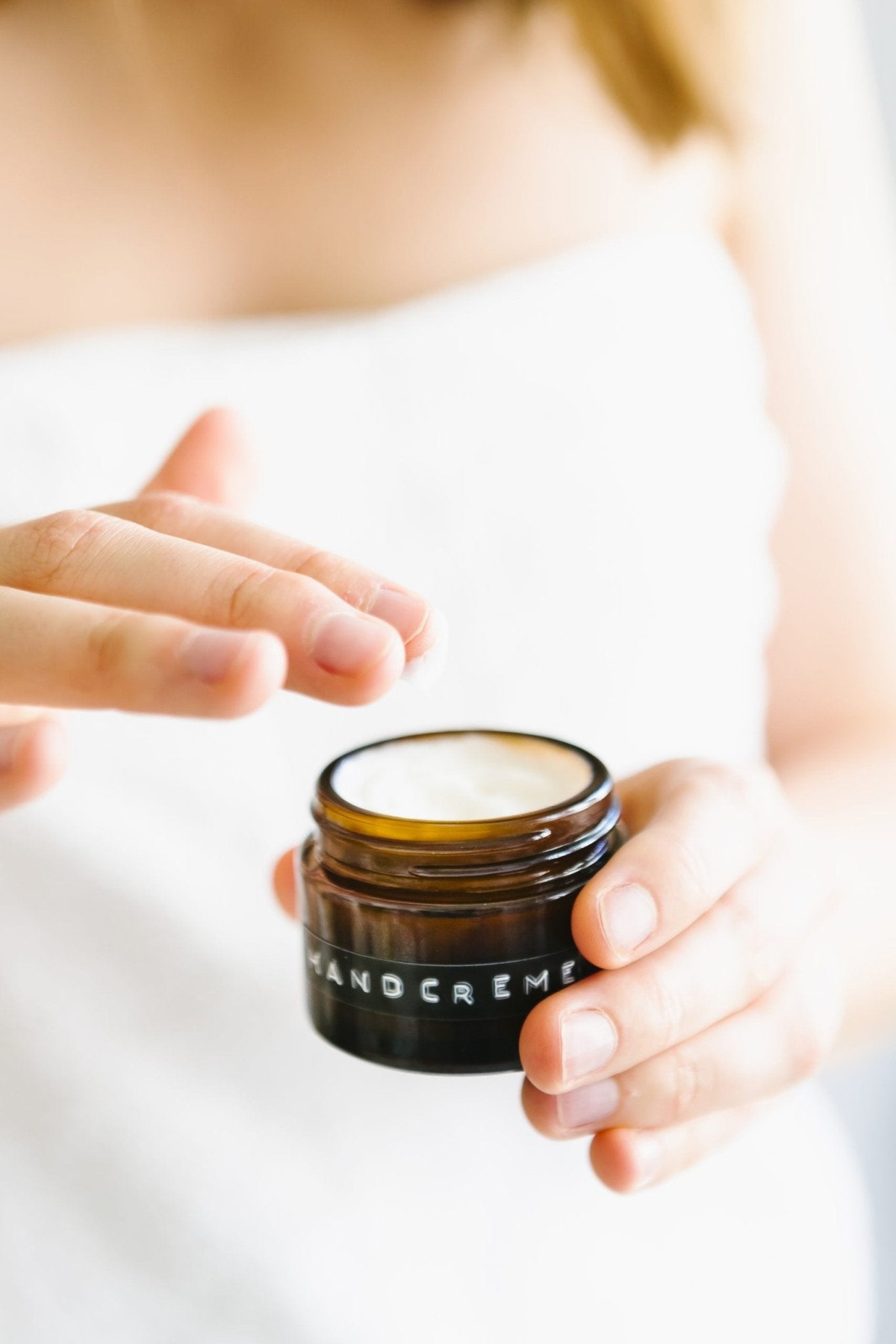 Herstellende handcrème