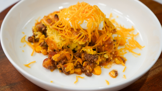 Chili Cornbread Bake