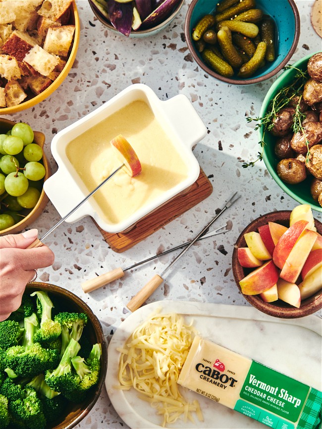 Image of Cabot Sharp Cheddar Fondue Recipe