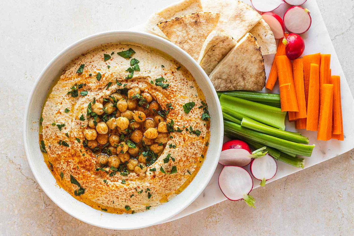 Creamy Homemade Hummus Recipe
