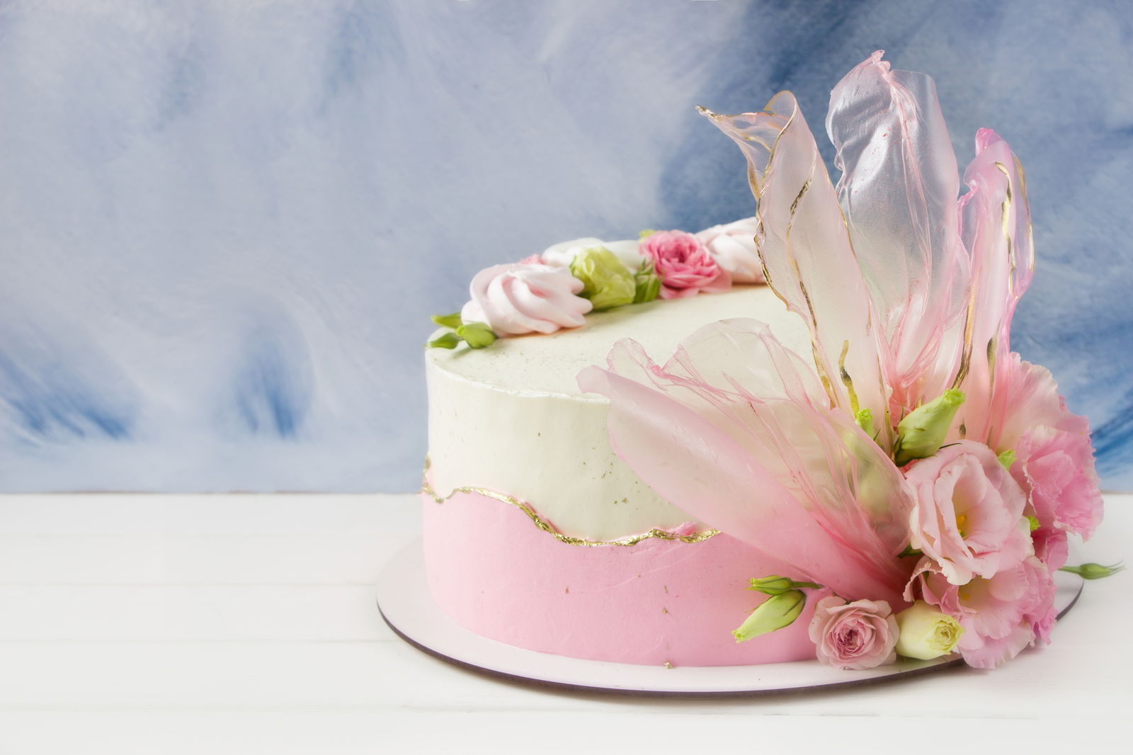 Layered Vanilla Cake with Buttercream Flowers | Recipe | Buttercream flower  cake, Icing flowers, Butter cream