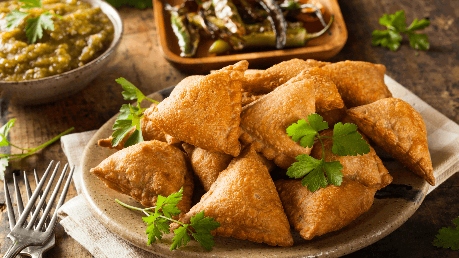 Savouring the Sensational Samosa: A Journey Into the World of India's  Quintessential Snack | by KAPIL NARANG | Medium