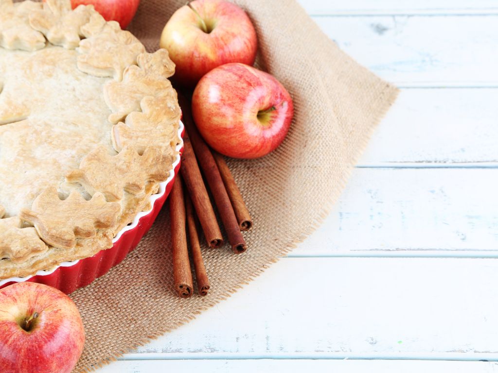 Classic Homemade Apple Pie