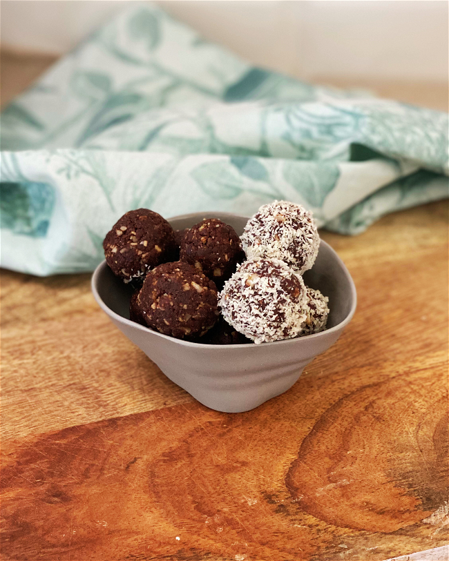 Image of Sweet Spice Bliss Balls 
