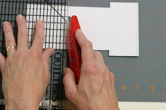 Image of Make the loom: Cut mat board in a T-shape following...