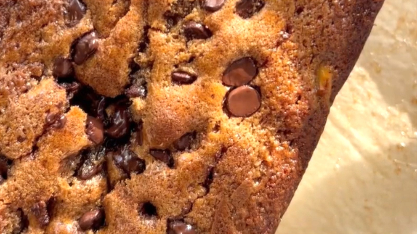 Image of Spiced Dark Chocolate Banana Loaf Cakes