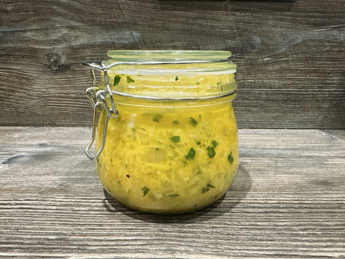 Authentic Cuban Mojo Sauce: A Zesty Citrus and Garlic Recipe