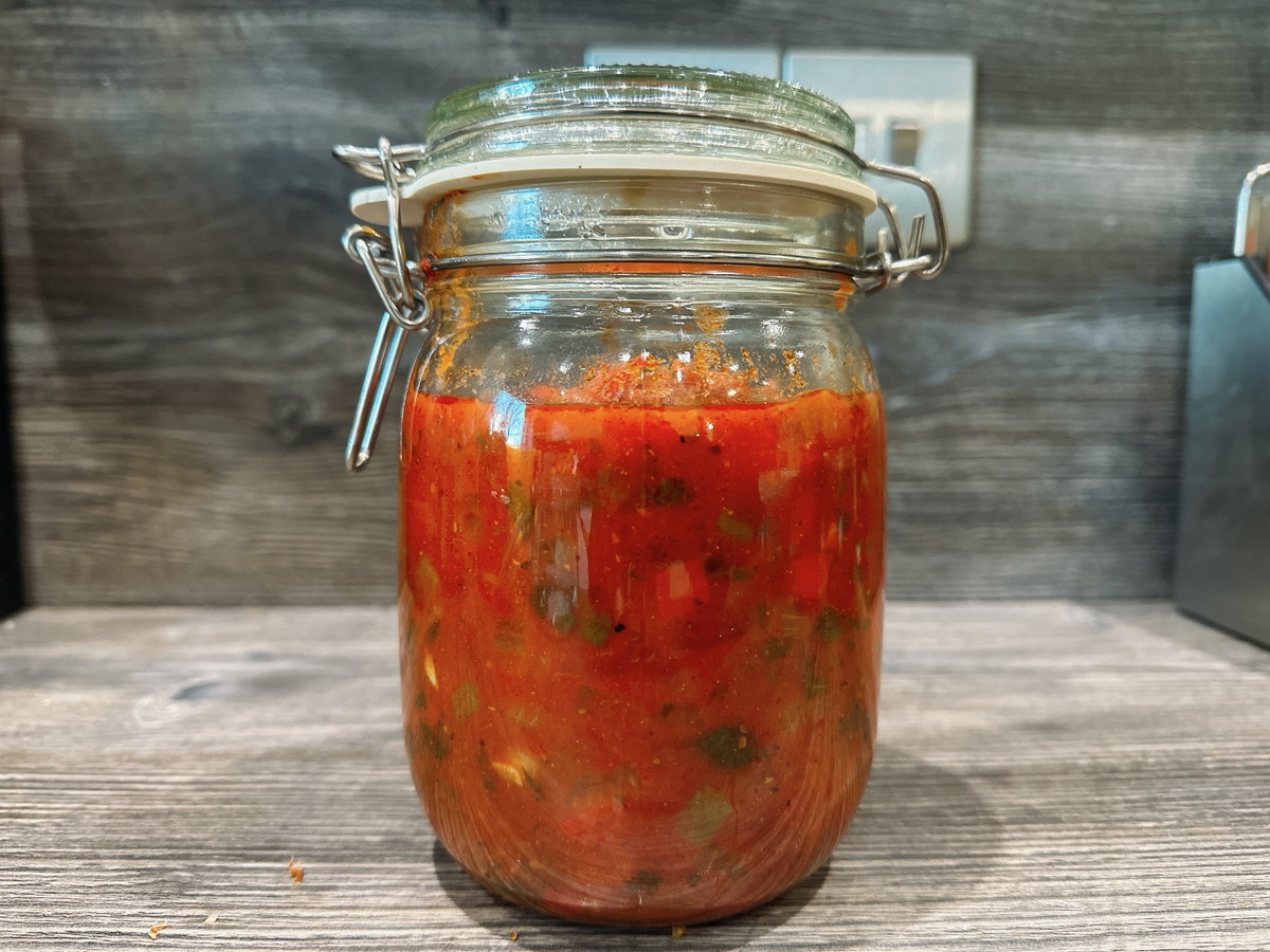 Traditional Tunisian Shakshuka Sauce: A Hearty Tomato and Spice Recipe