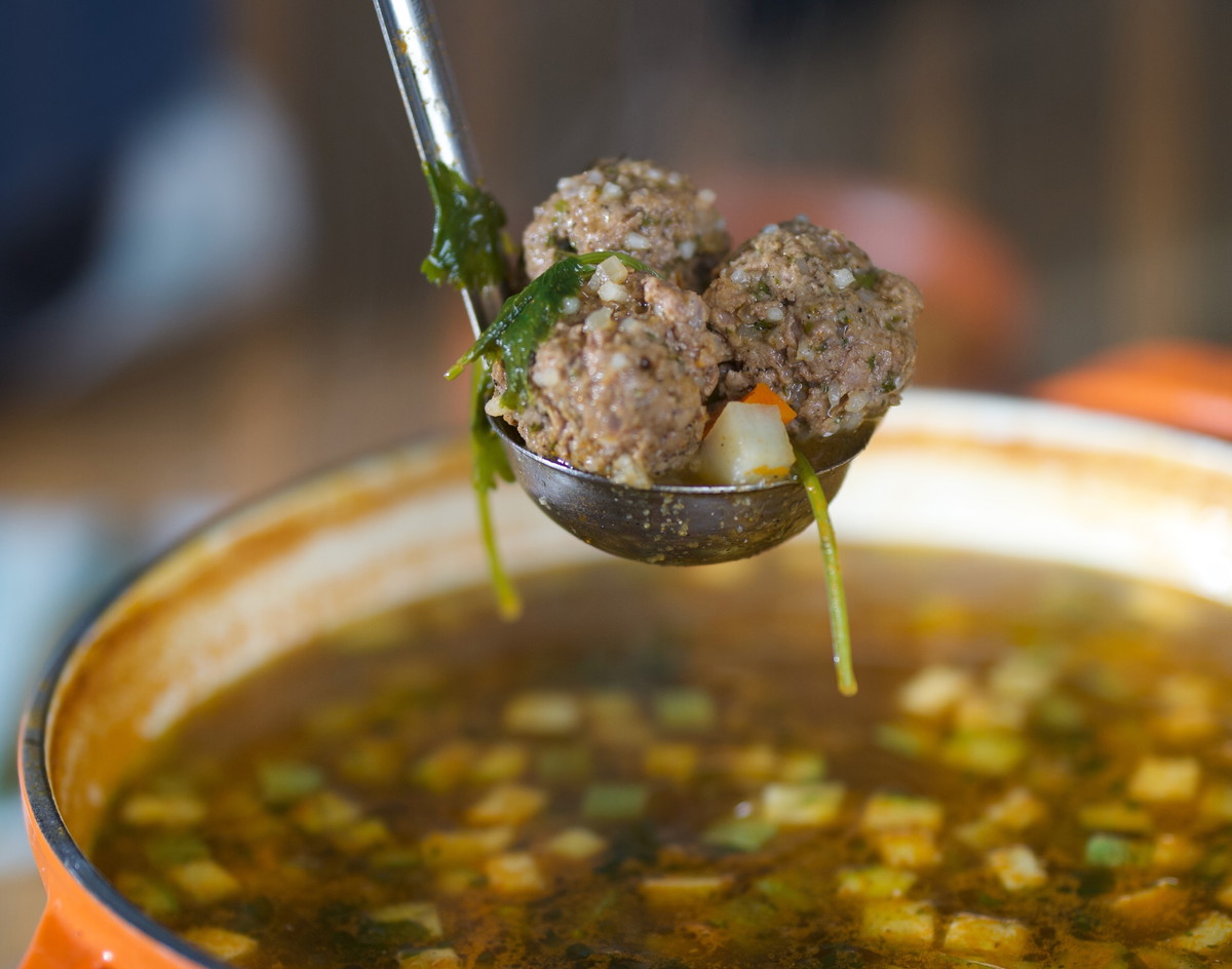 Sopa de Albóndigas