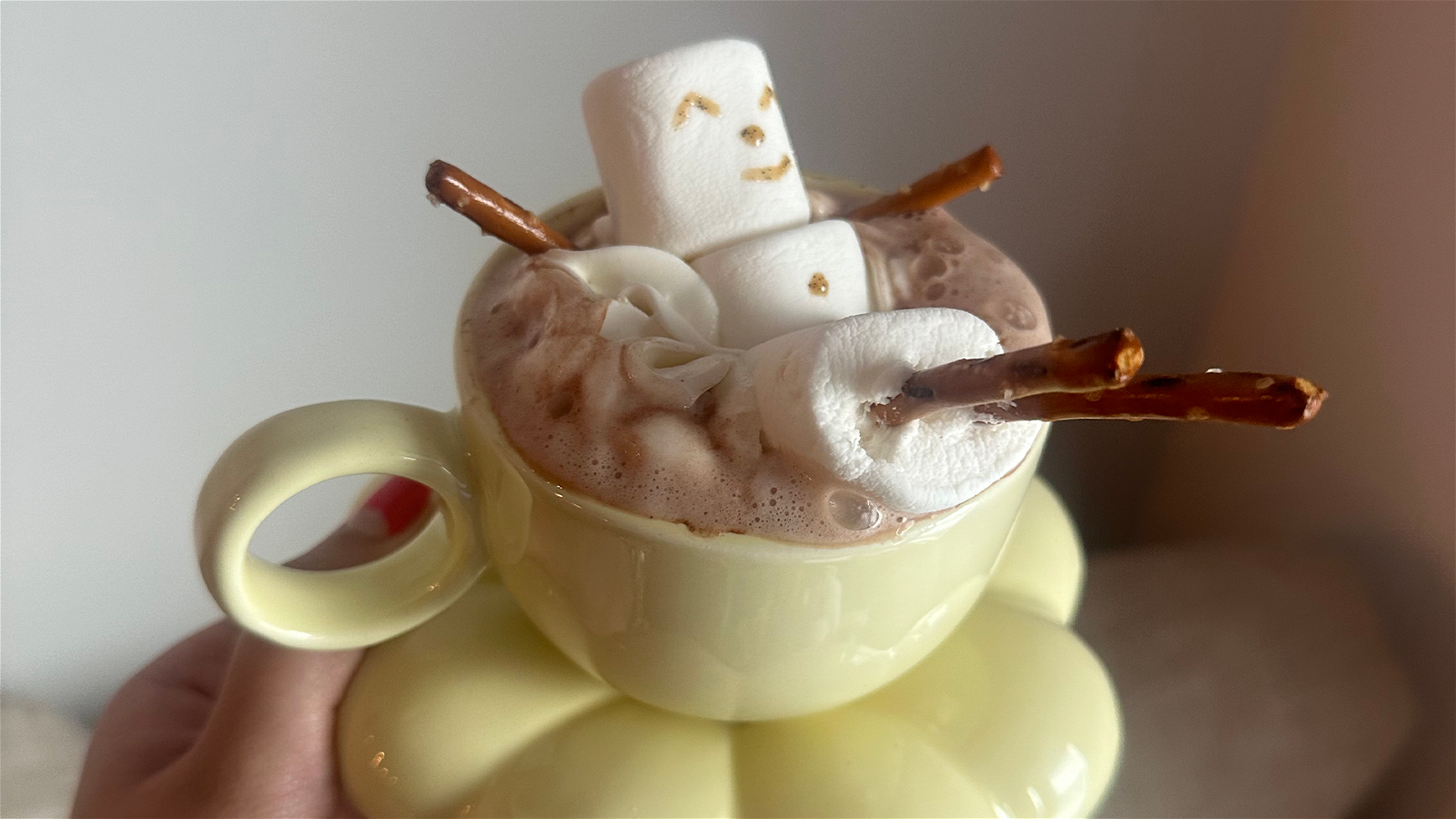Image of Cute, Fun, and Festive: Hot Cocoa Marshmallow Men