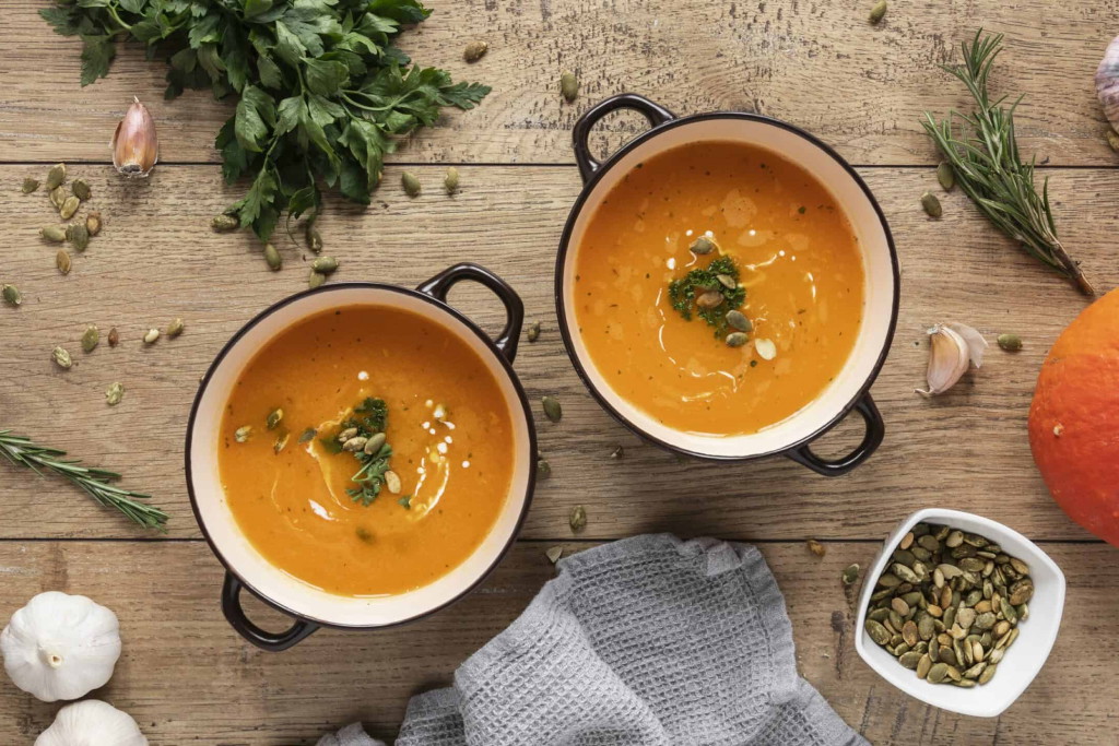Low-Carb Spicy Pumpkin Soup