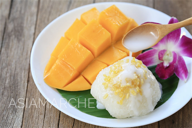 Image of Riz gluant à la mangue et au lait de coco
