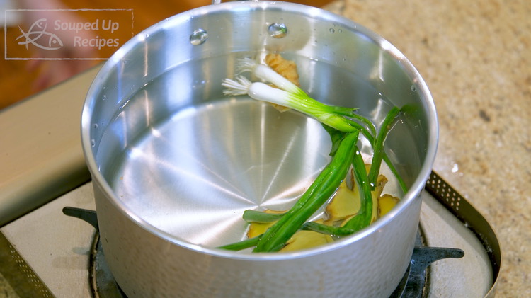 Image of Add the shrimp and count for 1 minute. Then turn off the heat and put on the lid. Let the shrimp sit in the hot water for 2-3 more minutes, depending on the size. Don’t let it sit for too...