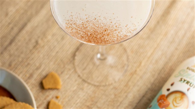 Image of Gingerbread Martini Recipe 