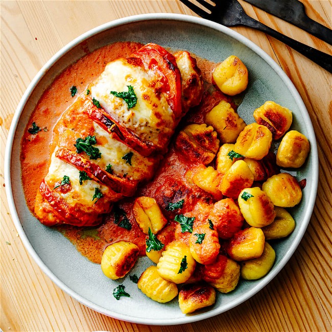 Image of Mozzarella and Tomato Hasselback Chicken