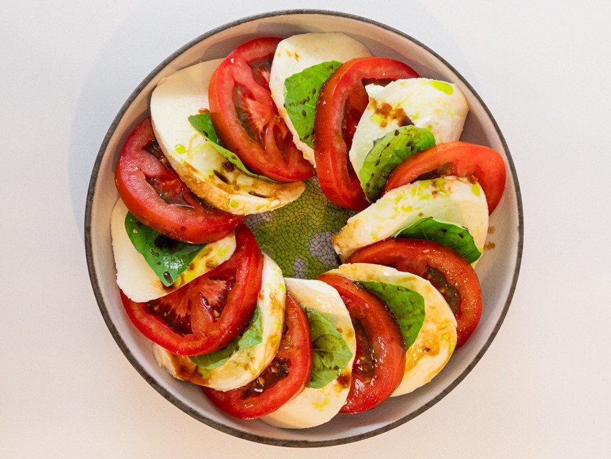 Andy Cooks - Caprese salad