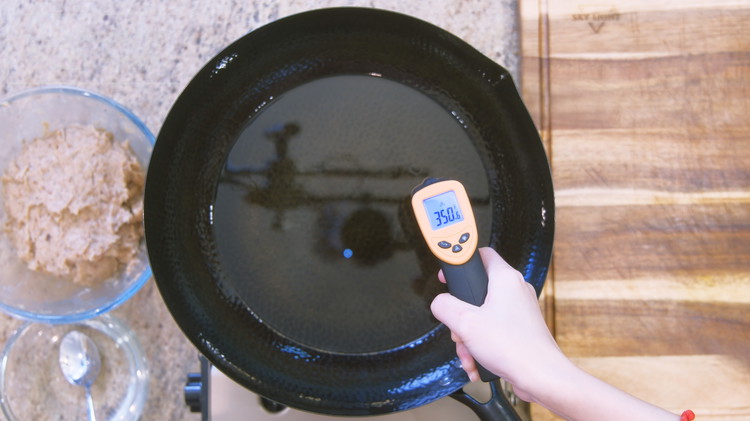Image of Heat the oil to 350F.