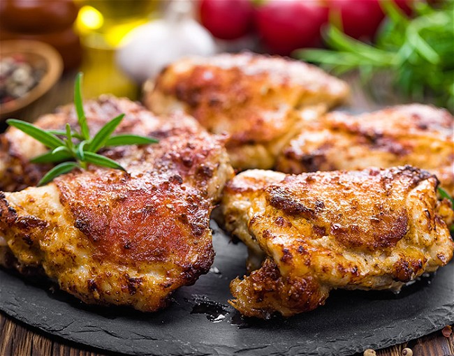 Image of Broiled Balsamic Chicken Thighs