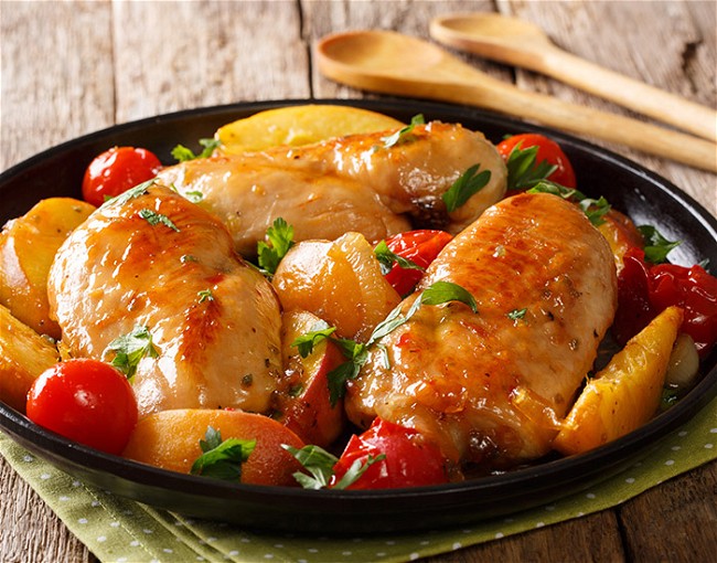 Image of Broiled Chicken Breast with Spicy Peach Glaze