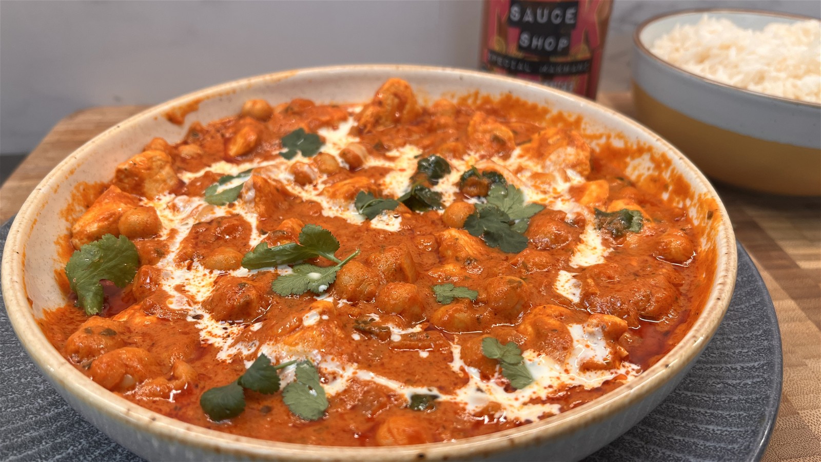 Image of 4-Step Chicken and Chickpea Makhani Curry