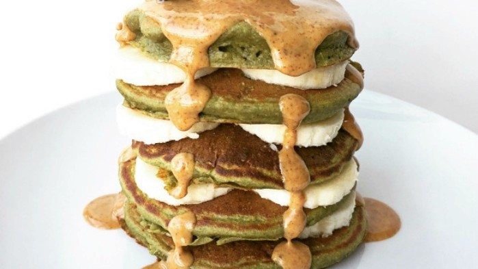 Image of Matcha and Oats Blender Pancakes