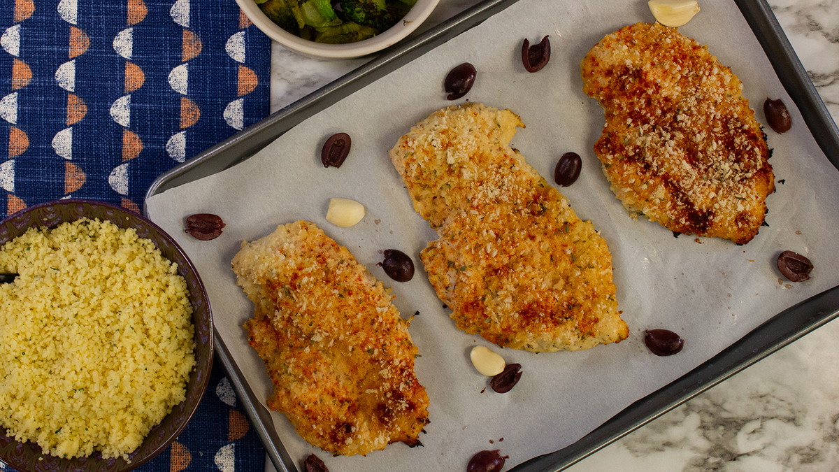 Easy and tasty Greek yogurt chicken!