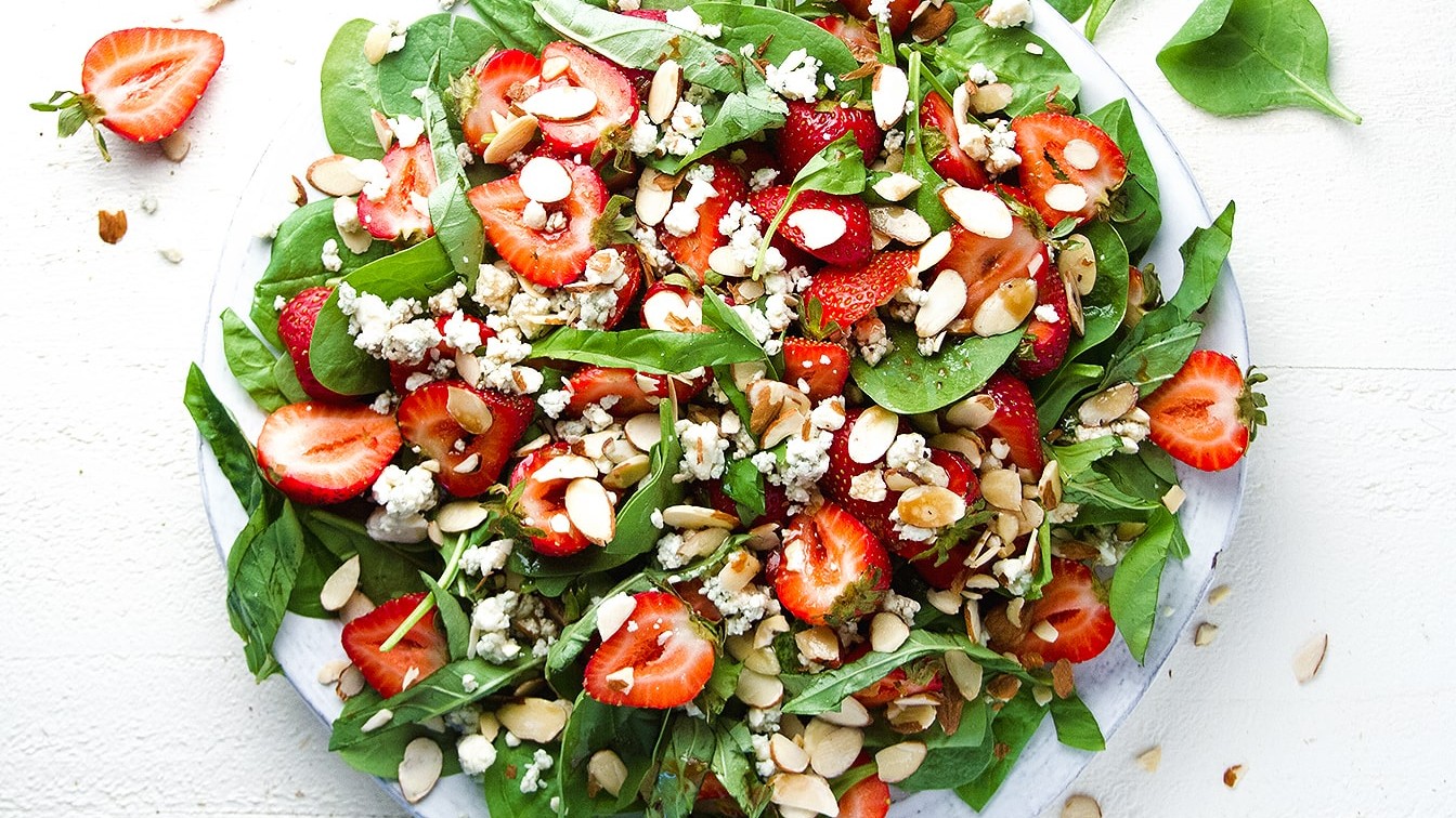 Image of Spinach Strawberry Salad with Balsamic Vinaigrette