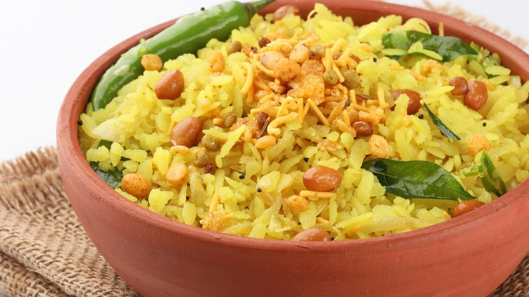Image of Crunchy Delight: Homemade Poha Chivda Recipe with Meyer Trivantage Kadai