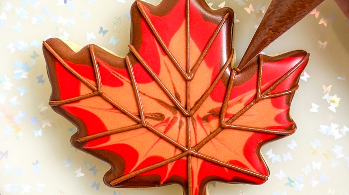 How to Decorate a Maple Leaf Sugar Cookie | Ann Clark