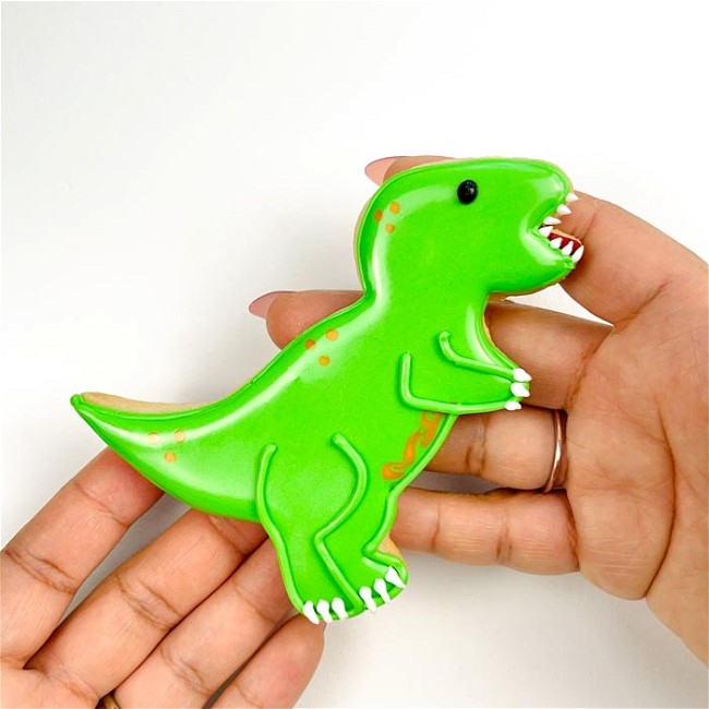 Image of How to Decorate a T-Rex Sugar Cookie: Beginner-Friendly Tutorial