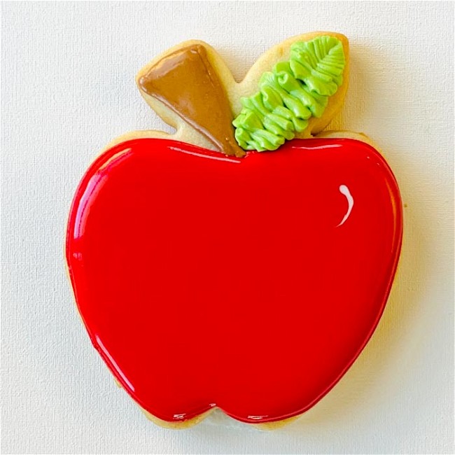 Image of How to Decorate an Apple Sugar Cookie with Royal Icing