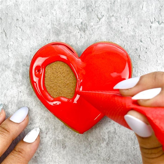 Image of How to Decorate a Heart Cookie