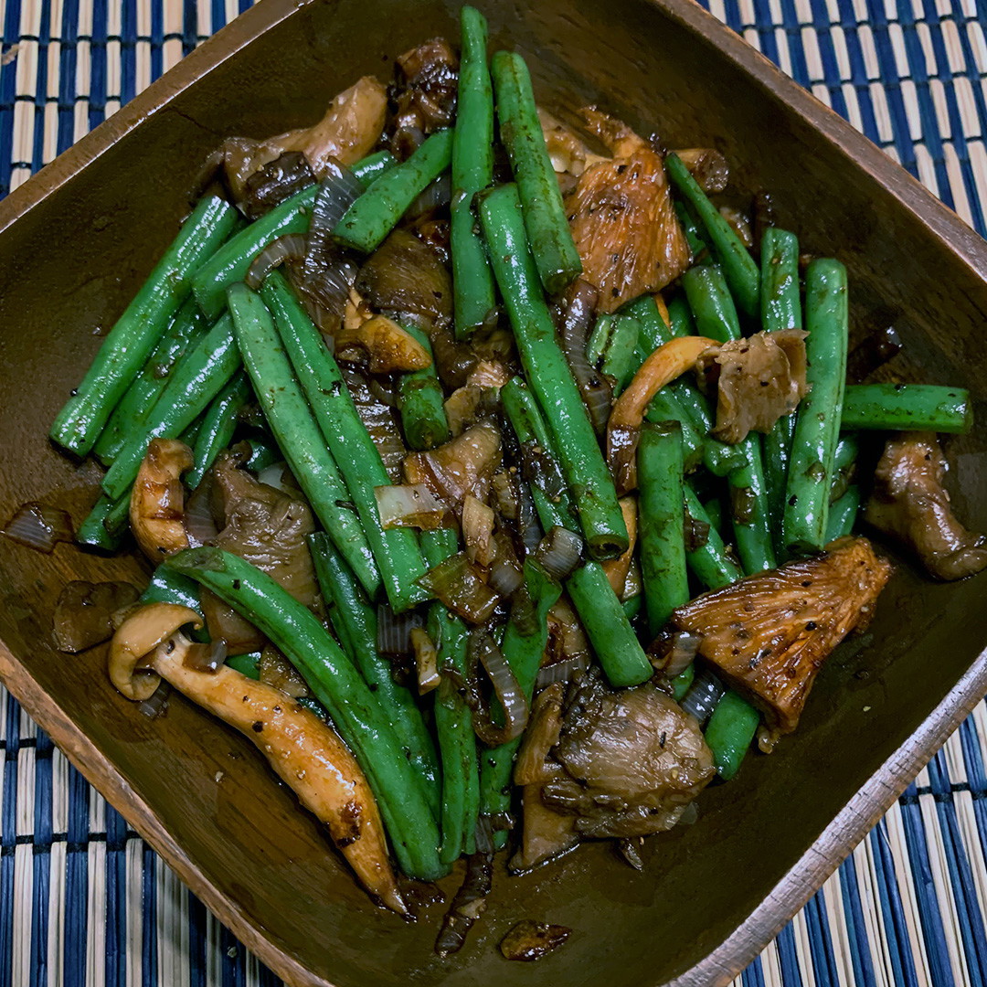 Beans, Mushrooms, Black Bean Chilli