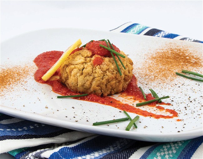 Image of Crab Cakes with Roasted Red Pepper Sauce
