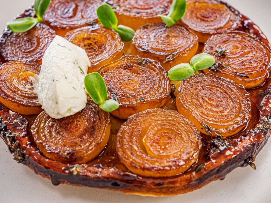 Andy Cooks - Onion Tarte Tatin